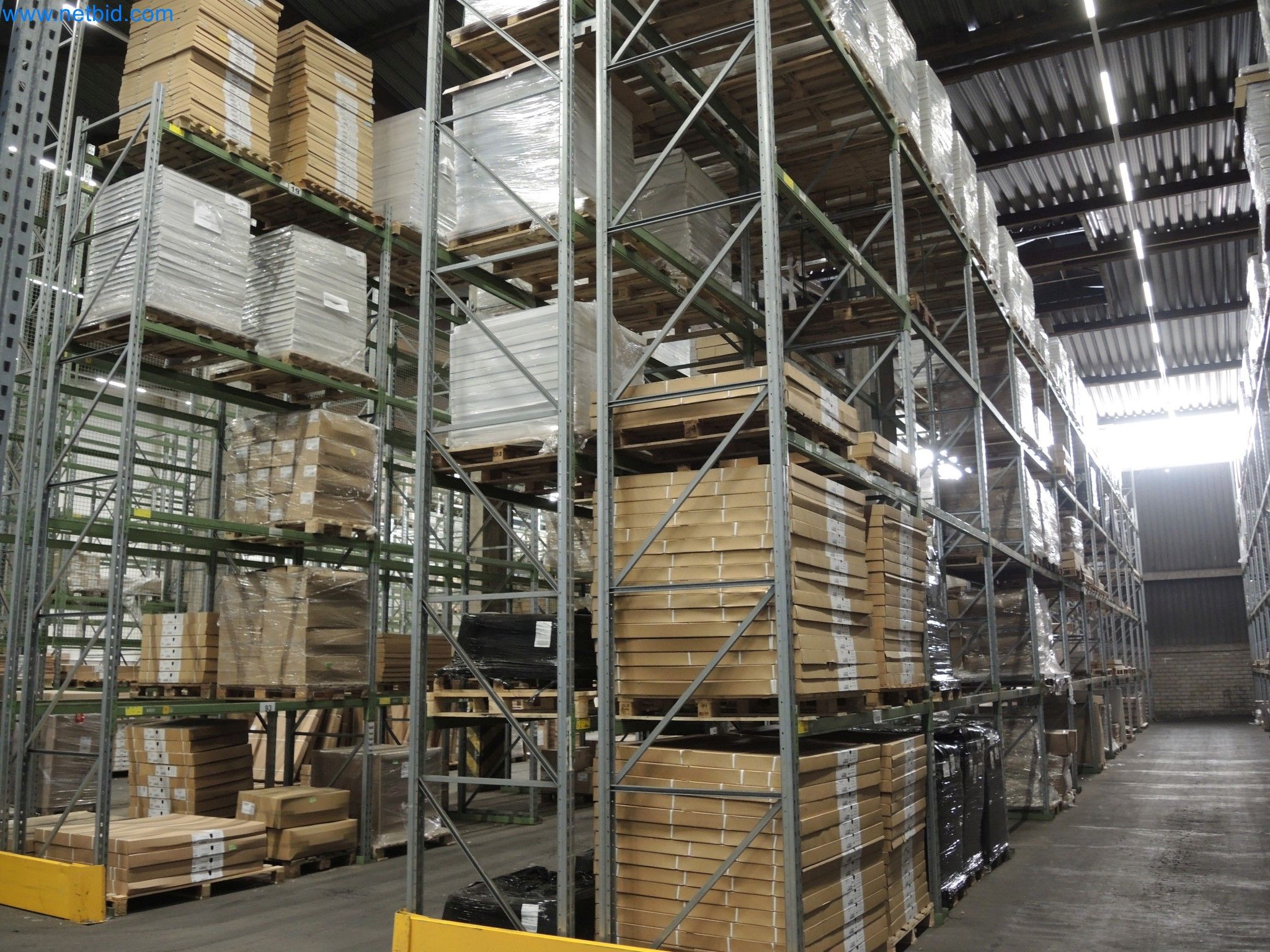 Machines for the production of insulation materials, EPS foam parts / particle foam components-4