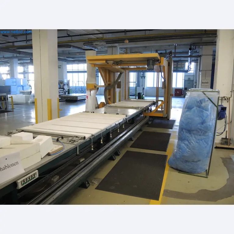 Machines for the production of insulation materials, EPS foam parts / particle foam components-1