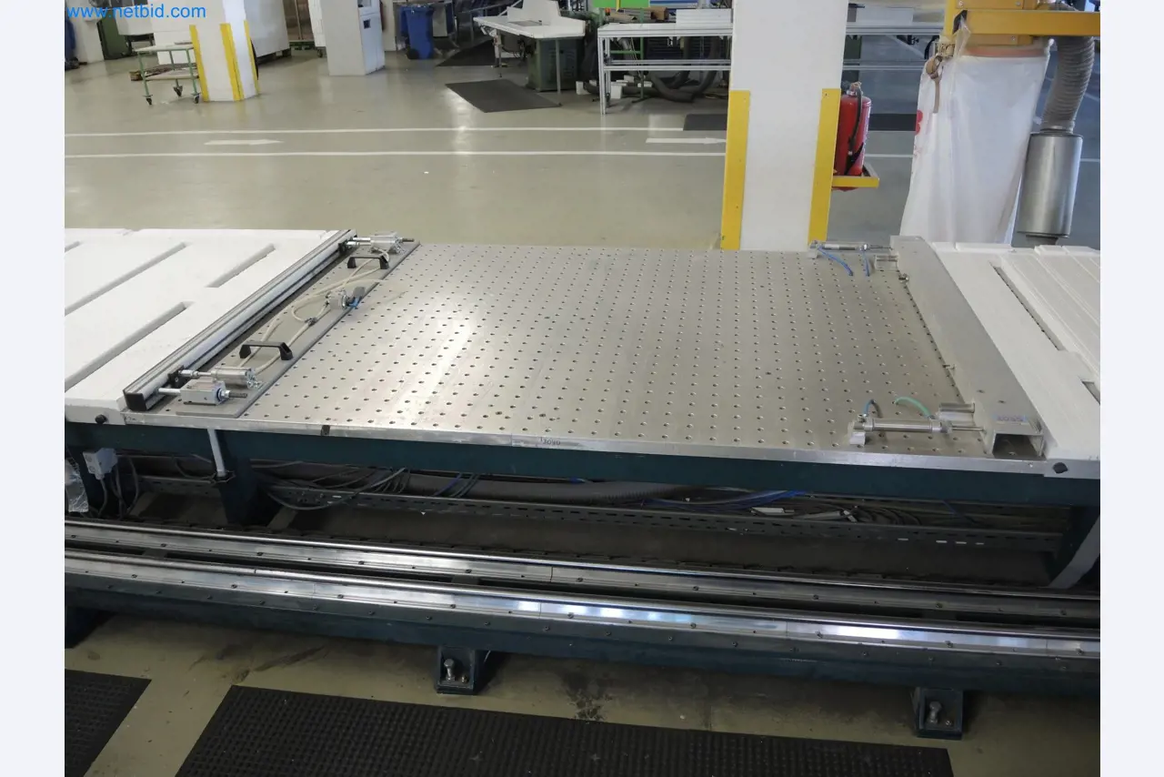 Machines for the production of insulation materials, EPS foam parts / particle foam components-4