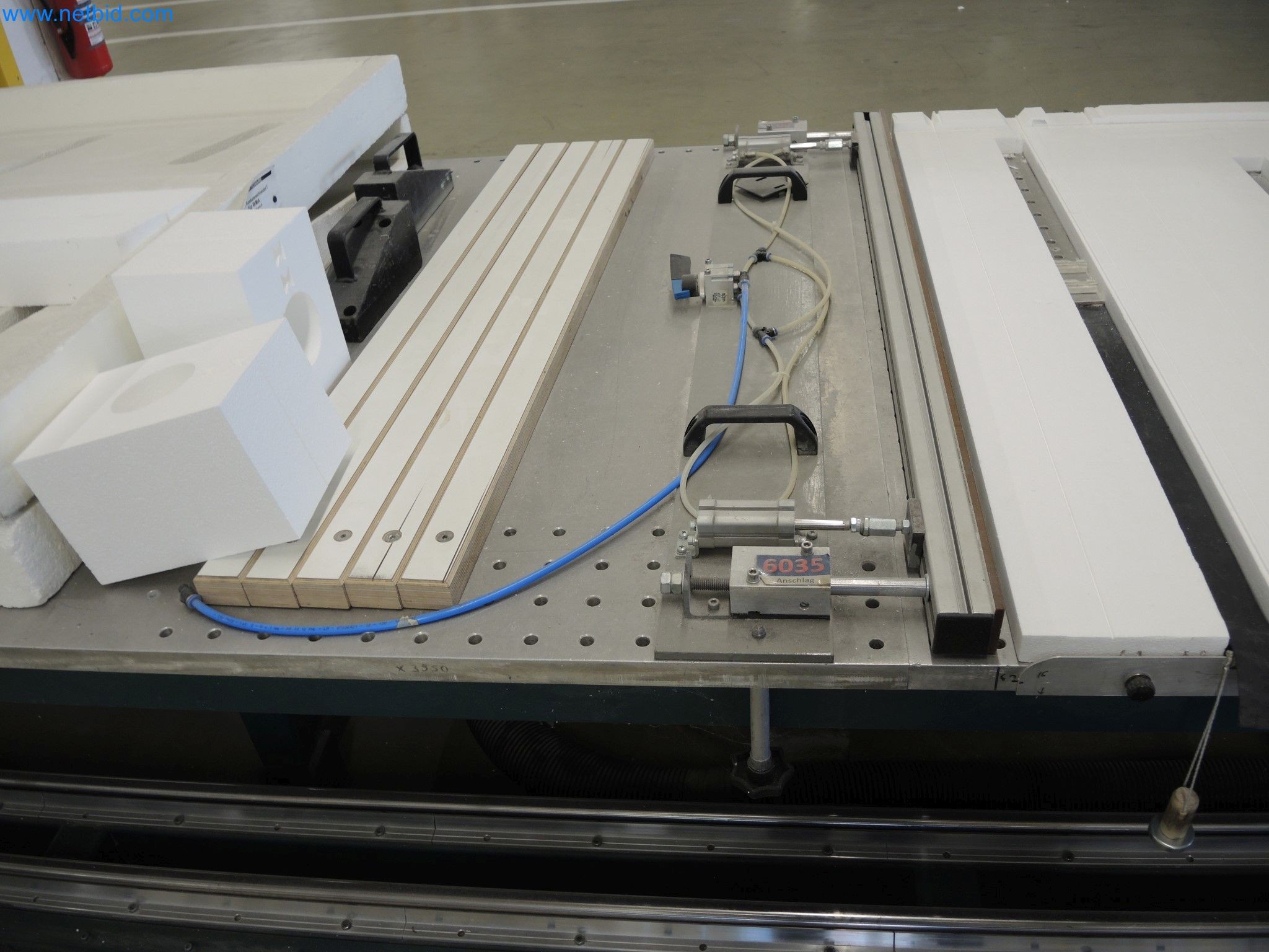 Machines for the production of insulation materials, EPS foam parts / particle foam components-5