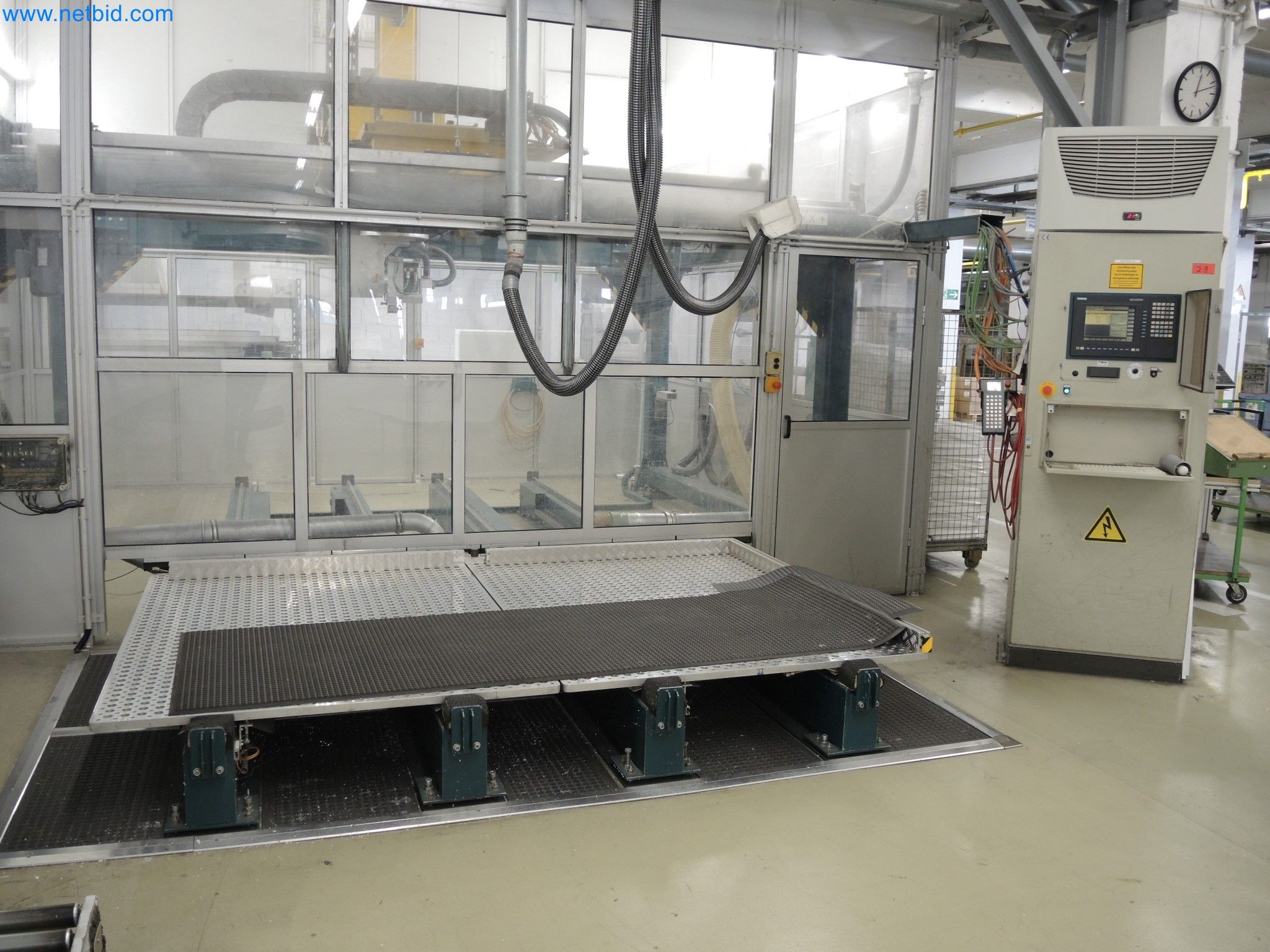 Machines for the production of insulation materials, EPS foam parts / particle foam components-1