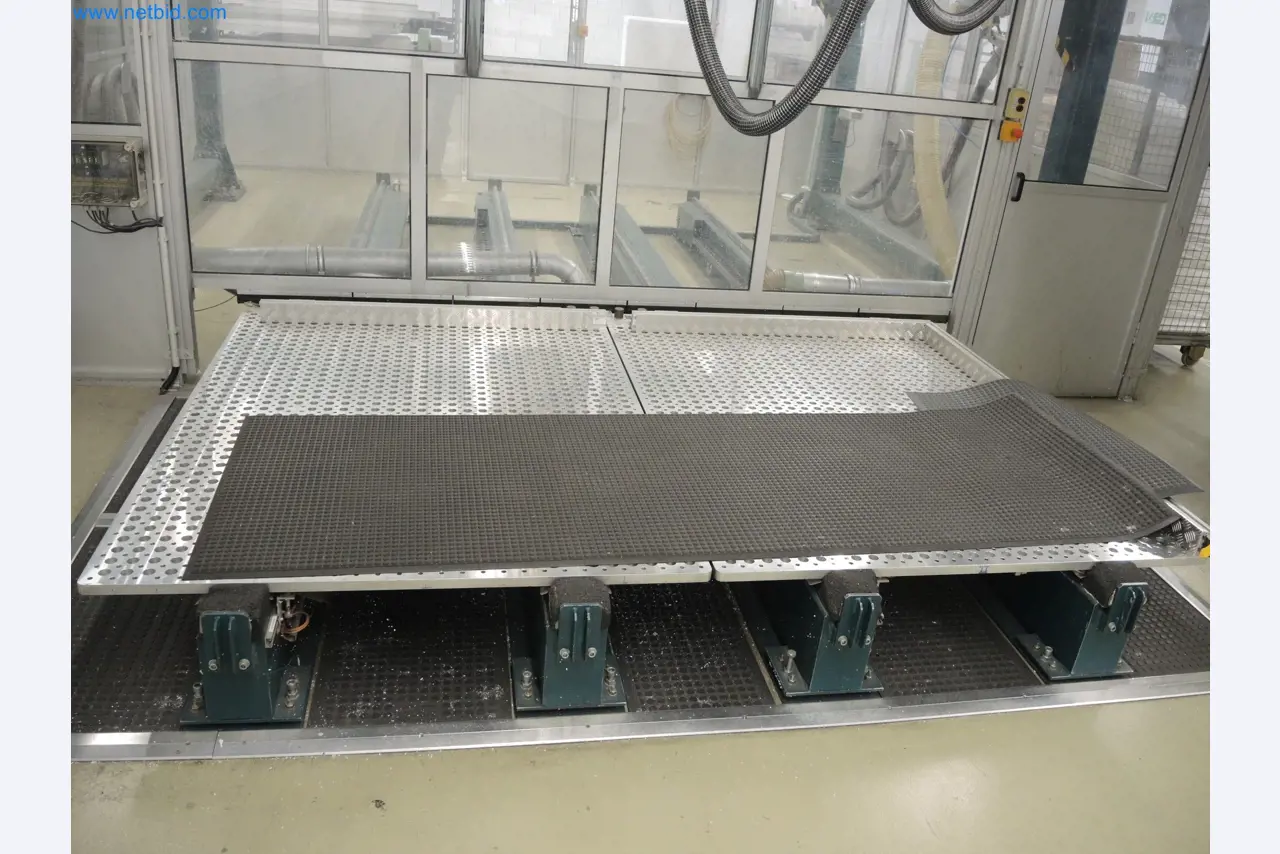 Machines for the production of insulation materials, EPS foam parts / particle foam components-4