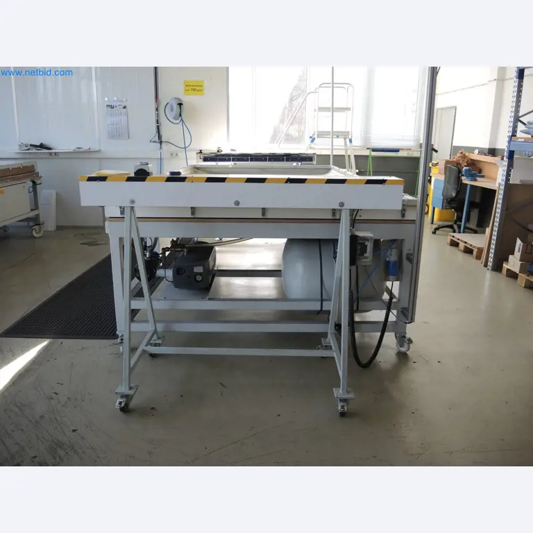 Máquinas para a produção de materiais de isolamento, peças de espuma EPS / componentes de espuma de partículas-1