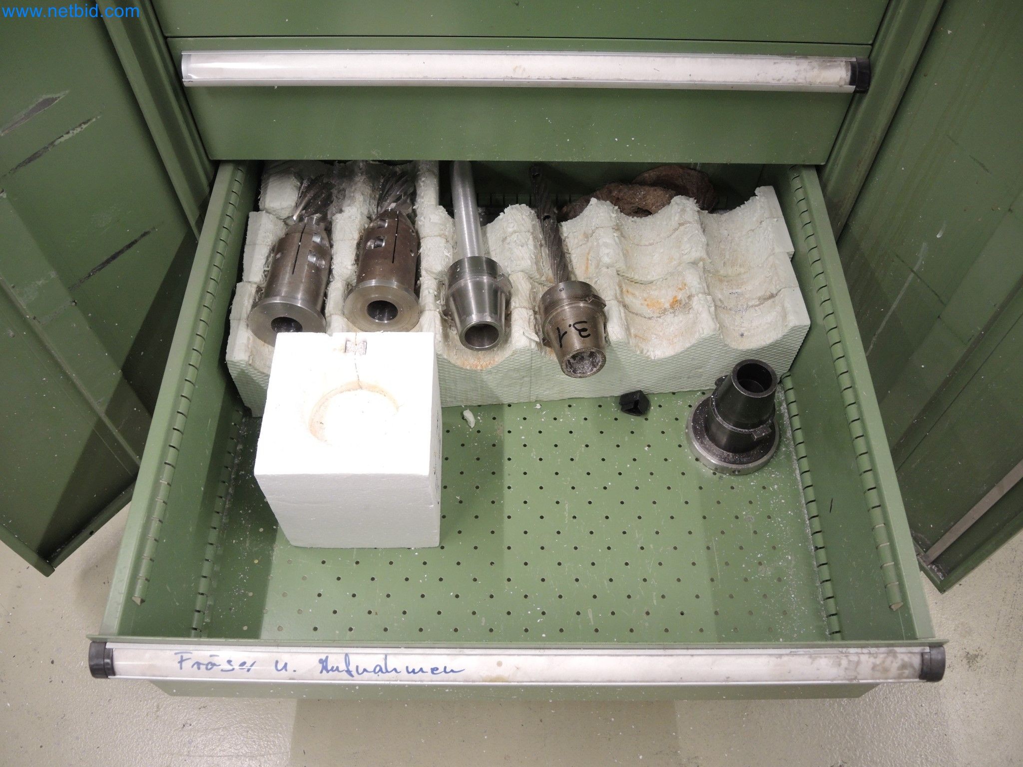 Machines for the production of insulation materials, EPS foam parts / particle foam components-10