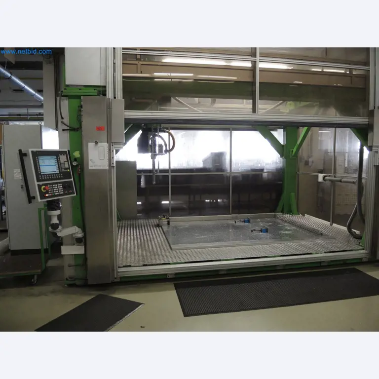 Machines for the production of insulation materials, EPS foam parts / particle foam components-1