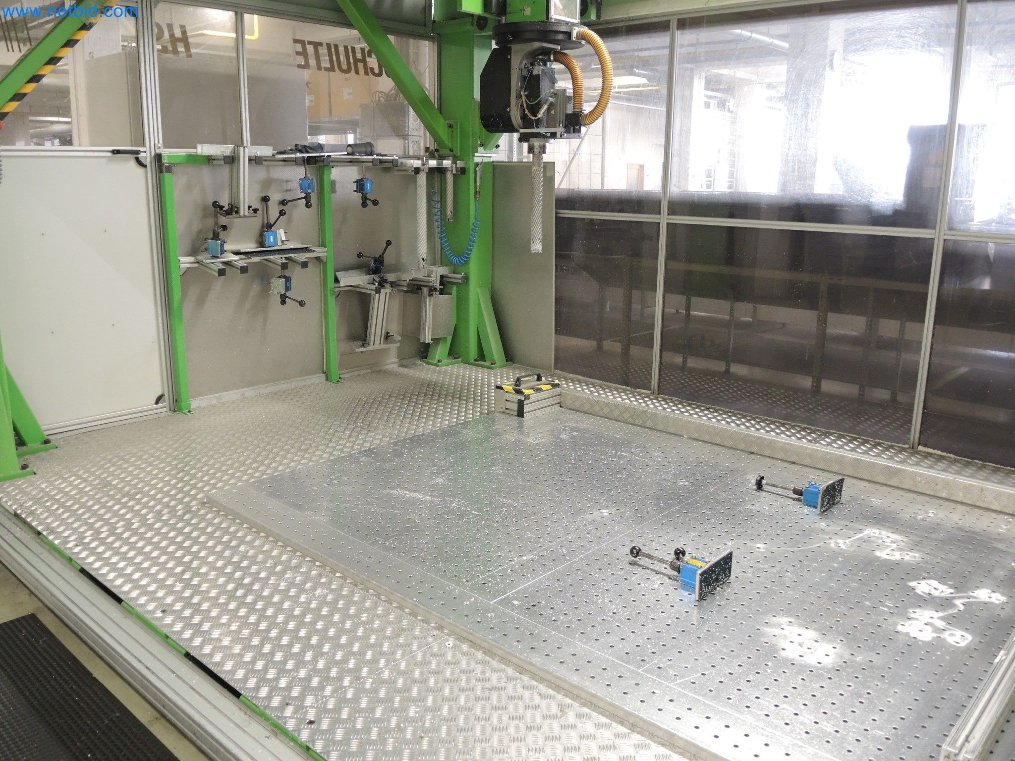 Machines for the production of insulation materials, EPS foam parts / particle foam components-2