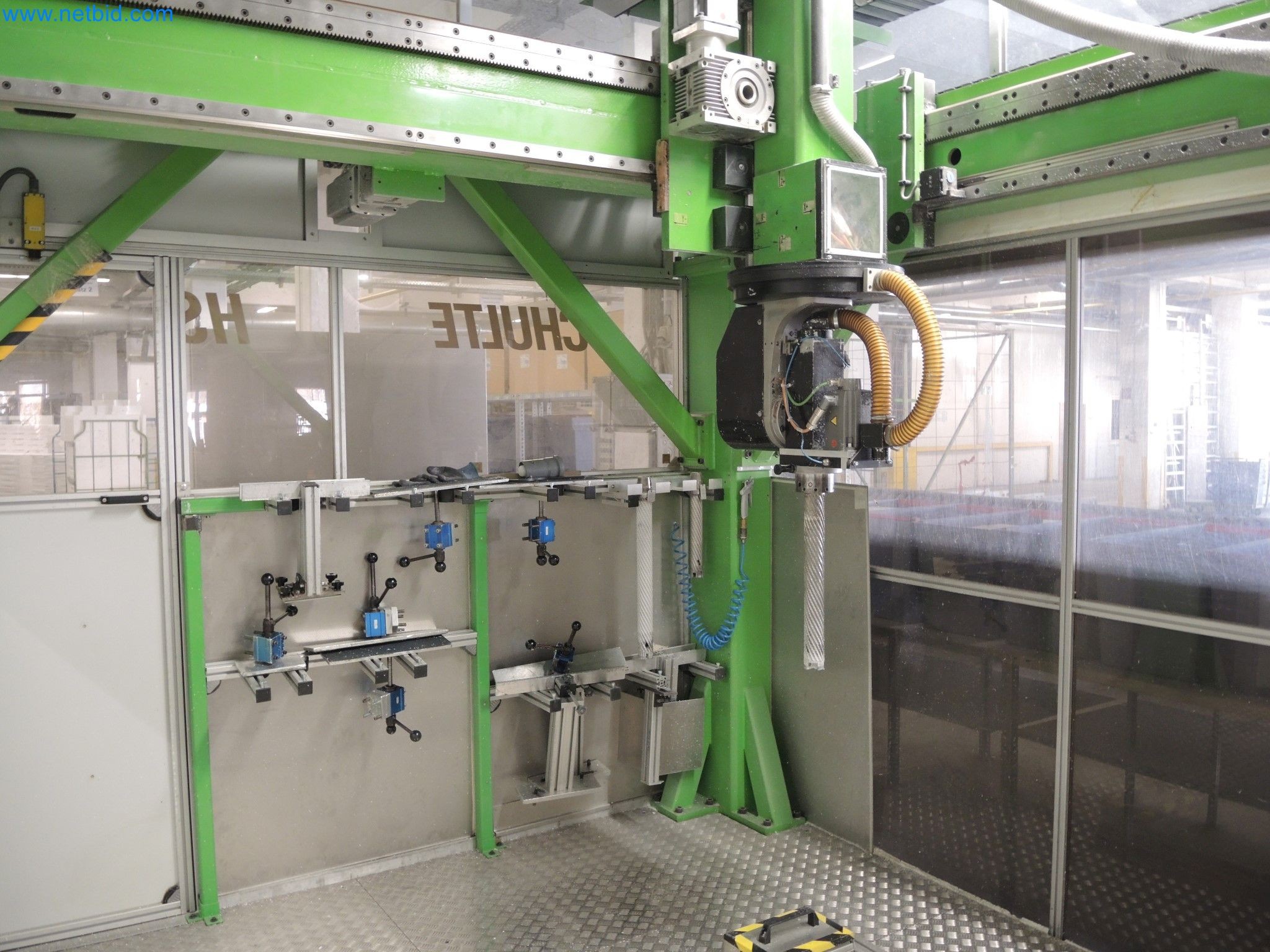 Machines for the production of insulation materials, EPS foam parts / particle foam components-3