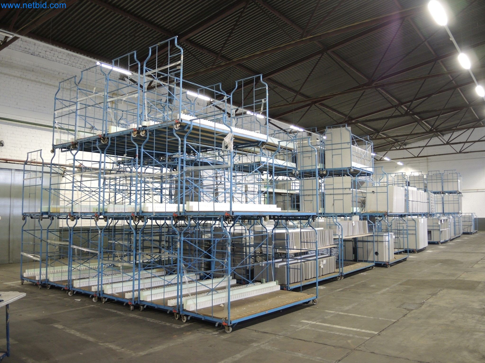 Machines for the production of insulation materials, EPS foam parts / particle foam components-1