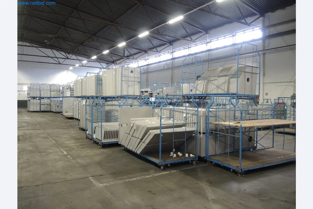 Machines for the production of insulation materials, EPS foam parts / particle foam components-2