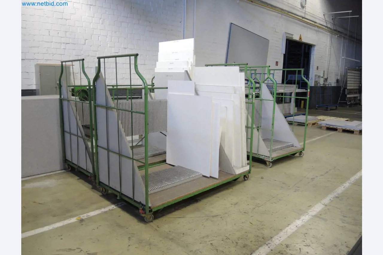 Machines for the production of insulation materials, EPS foam parts / particle foam components-2