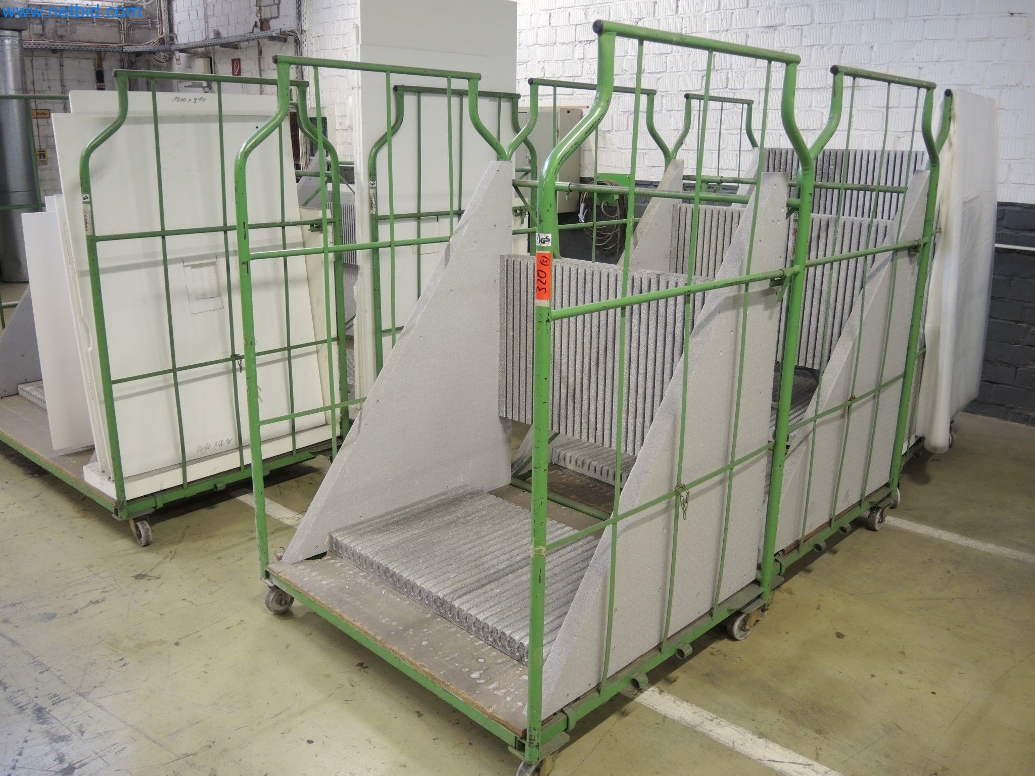 Machines for the production of insulation materials, EPS foam parts / particle foam components-3