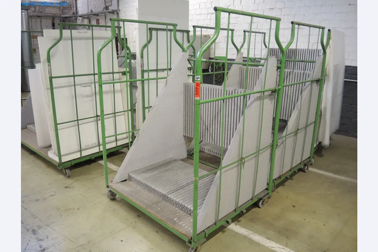 Machines for the production of insulation materials, EPS foam parts / particle foam components-3