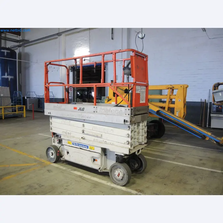 Maszyny do produkcji materiałów izolacyjnych, elementów z pianki EPS / elementów z pianki wiórowej-1