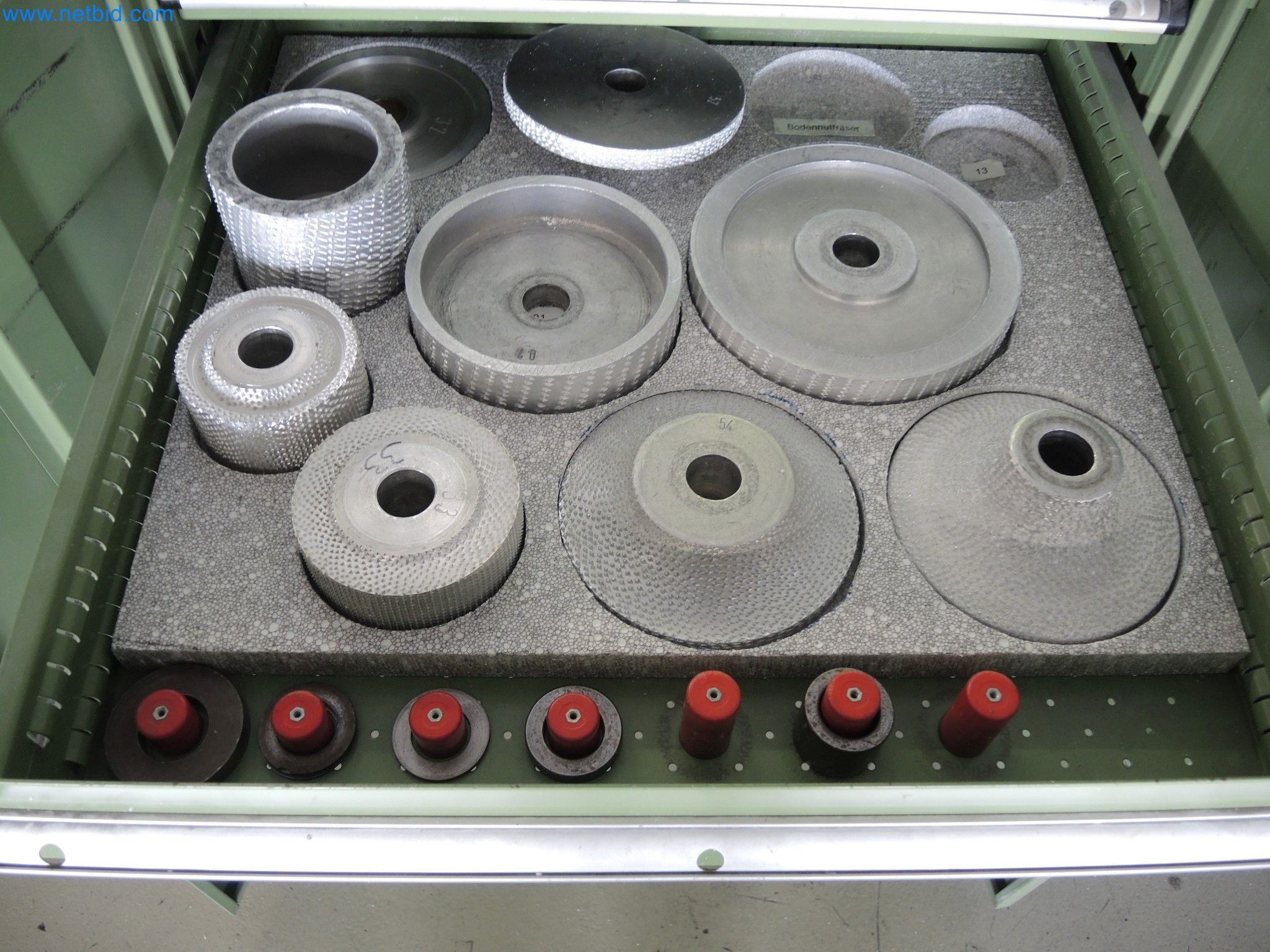 Machines pour la fabrication de matériaux isolants, de pièces en mousse EPS / de pièces en mousse à particules-10