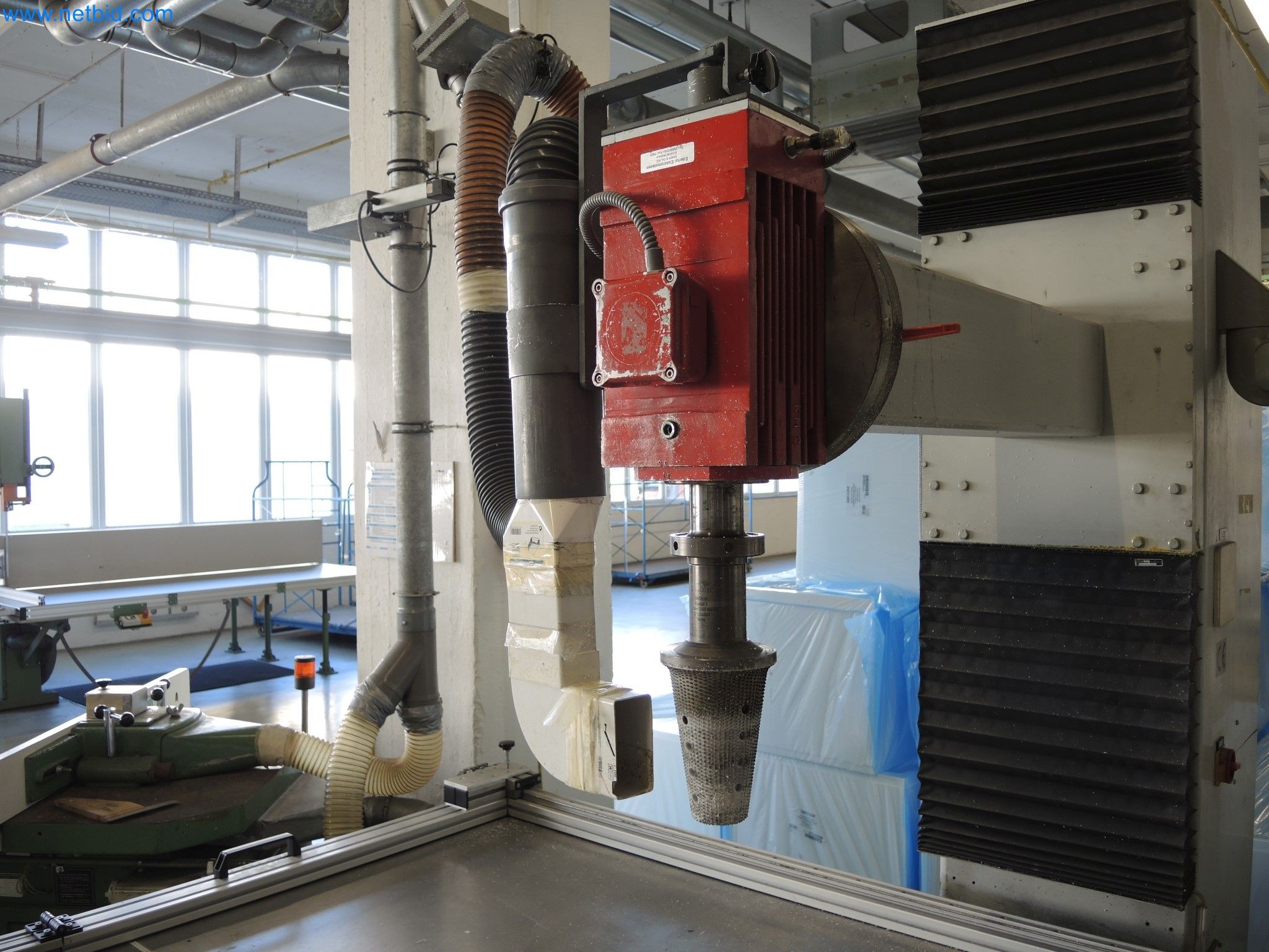 Machines for the production of insulation materials, EPS foam parts / particle foam components-2