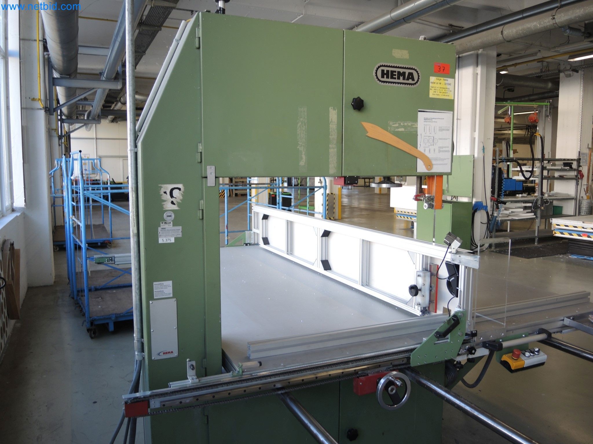 Machines for the production of insulation materials, EPS foam parts / particle foam components-1