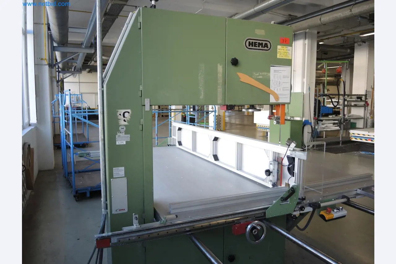 Machines for the production of insulation materials, EPS foam parts / particle foam components-1