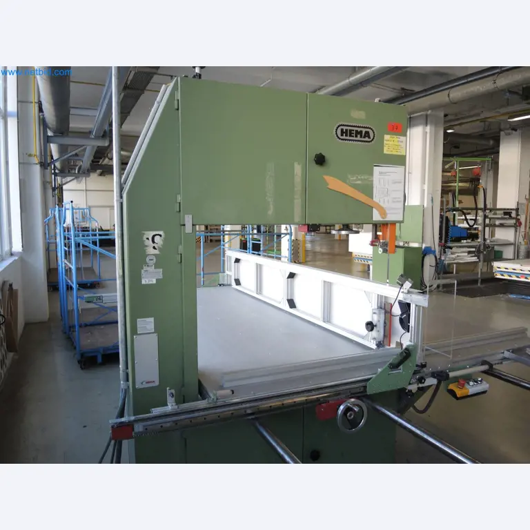 Machines for the production of insulation materials, EPS foam parts / particle foam components-1
