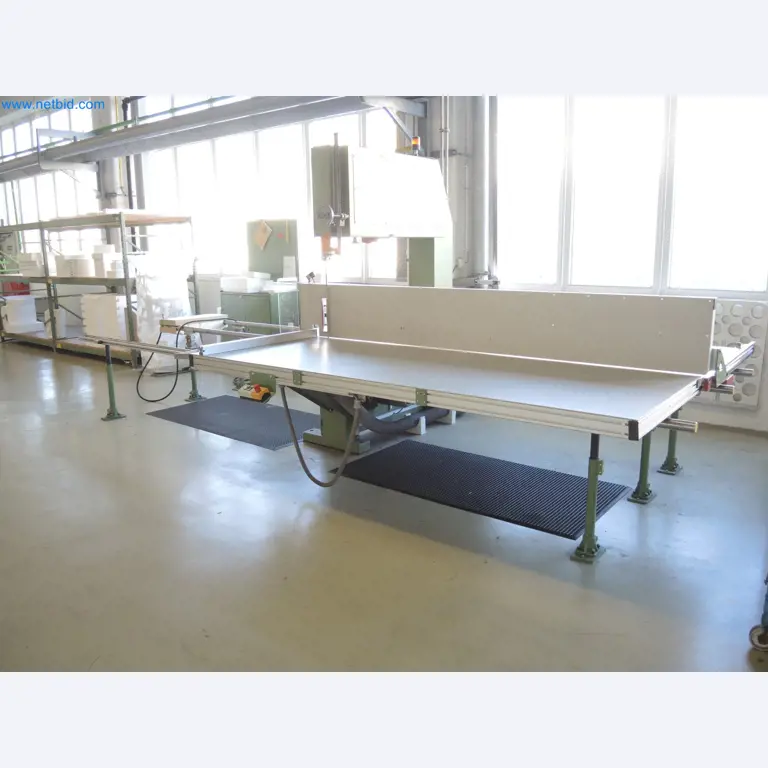 Machines for the production of insulation materials, EPS foam parts / particle foam components-2