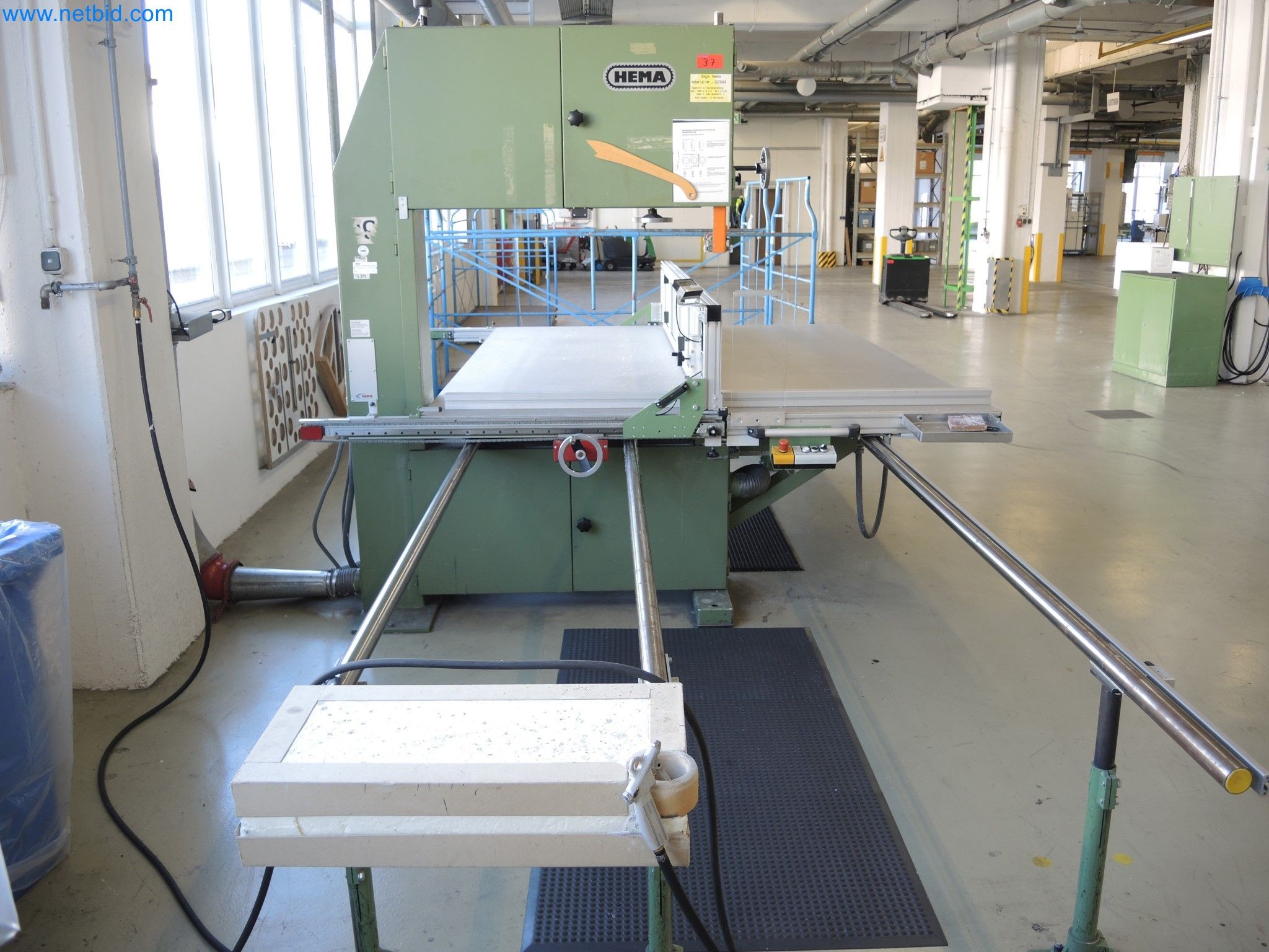 Machines for the production of insulation materials, EPS foam parts / particle foam components-3