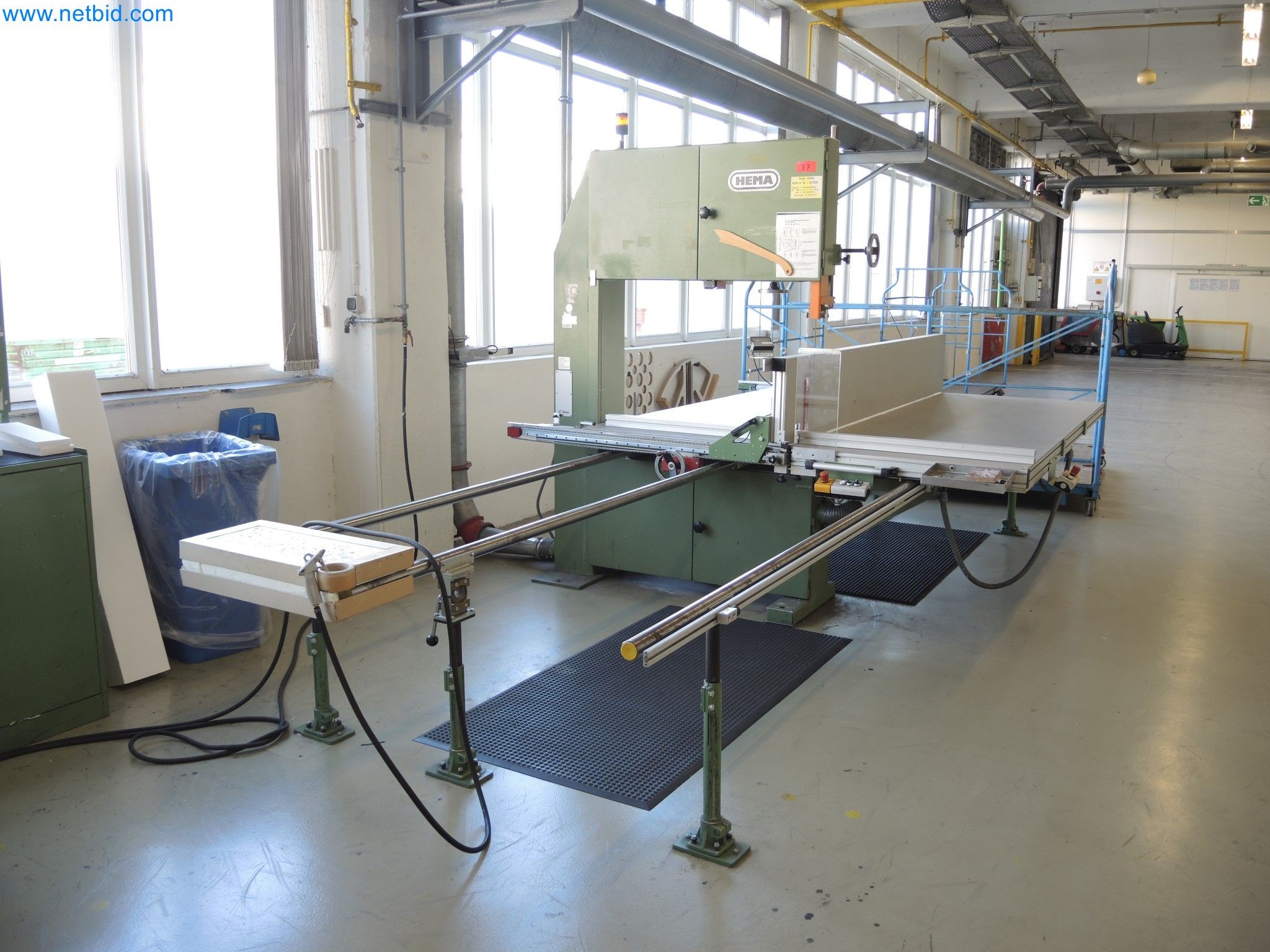 Machines for the production of insulation materials, EPS foam parts / particle foam components-4