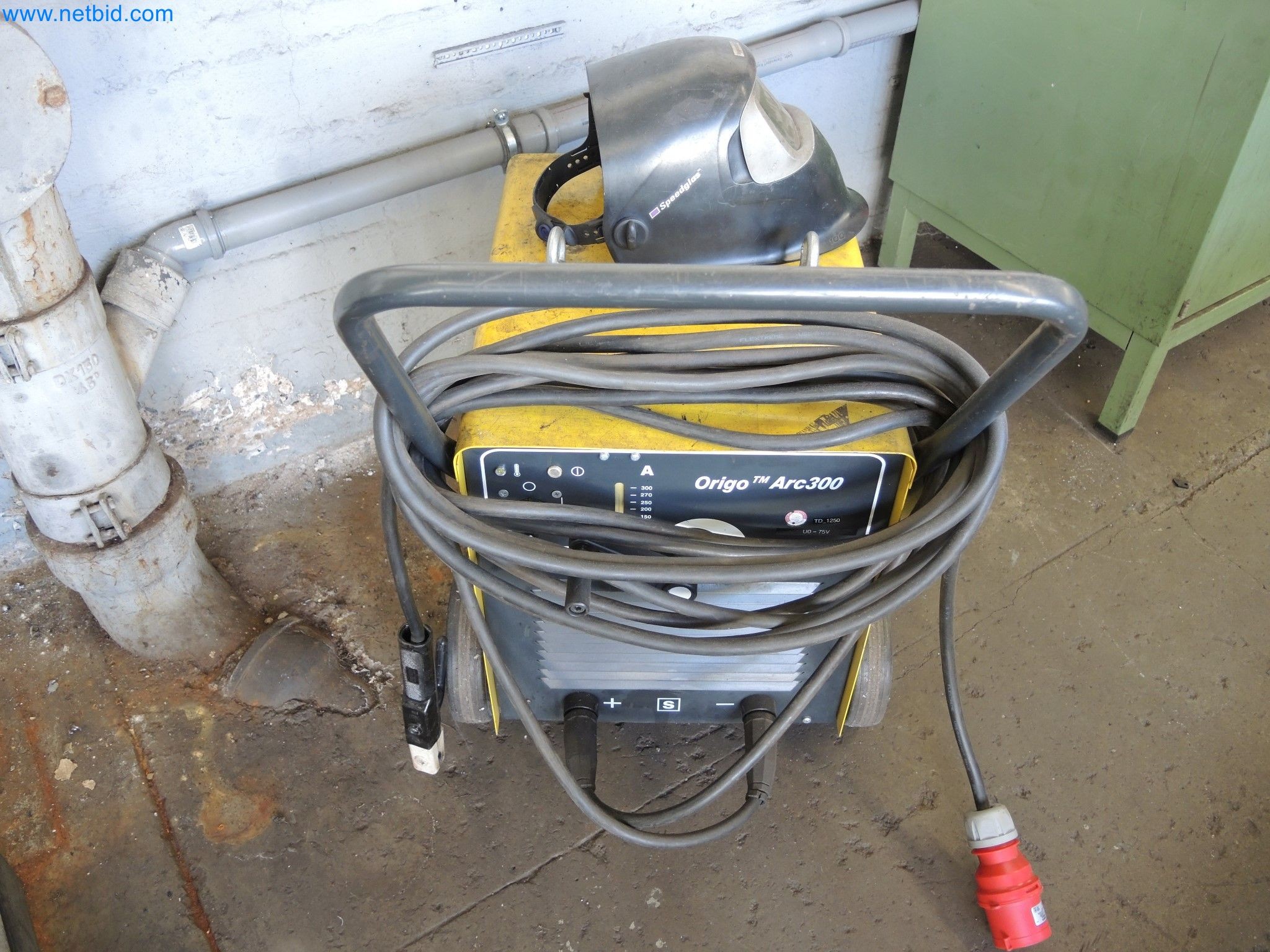 Machines for the production of insulation materials, EPS foam parts / particle foam components-3