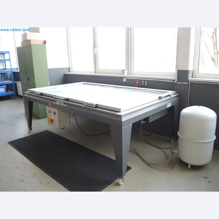 Machines for the production of insulation materials, EPS foam parts / particle foam components-1