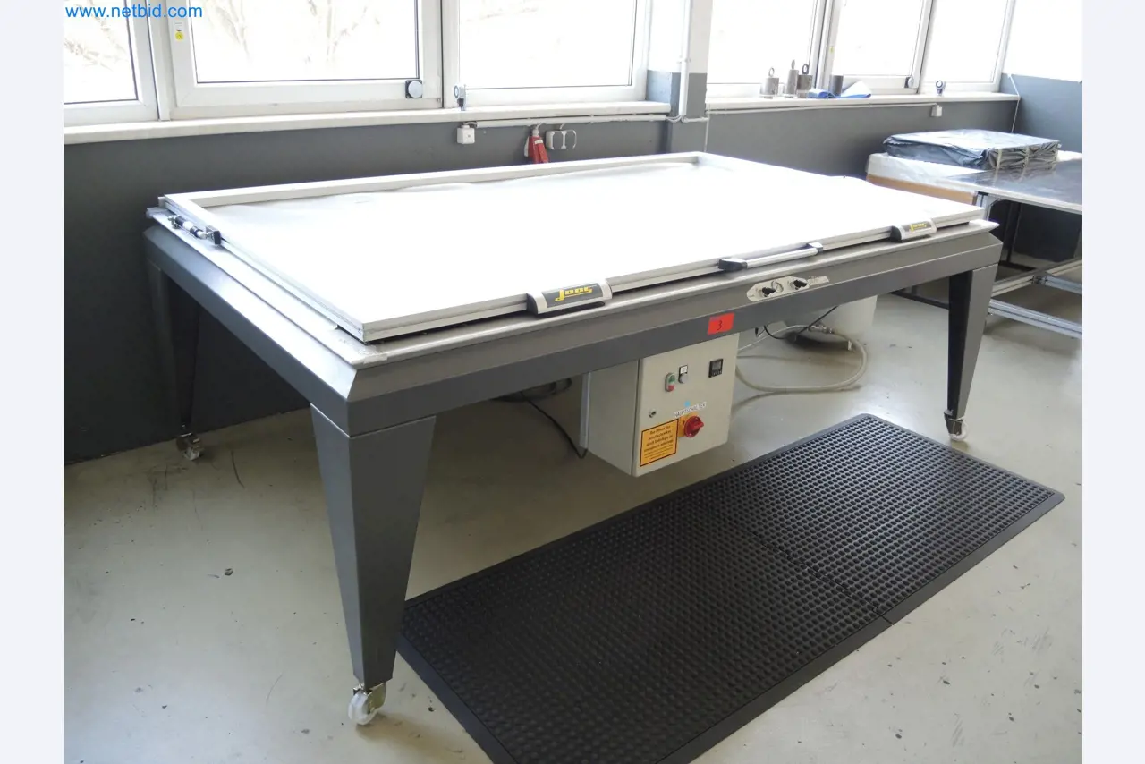 Machines for the production of insulation materials, EPS foam parts / particle foam components-2