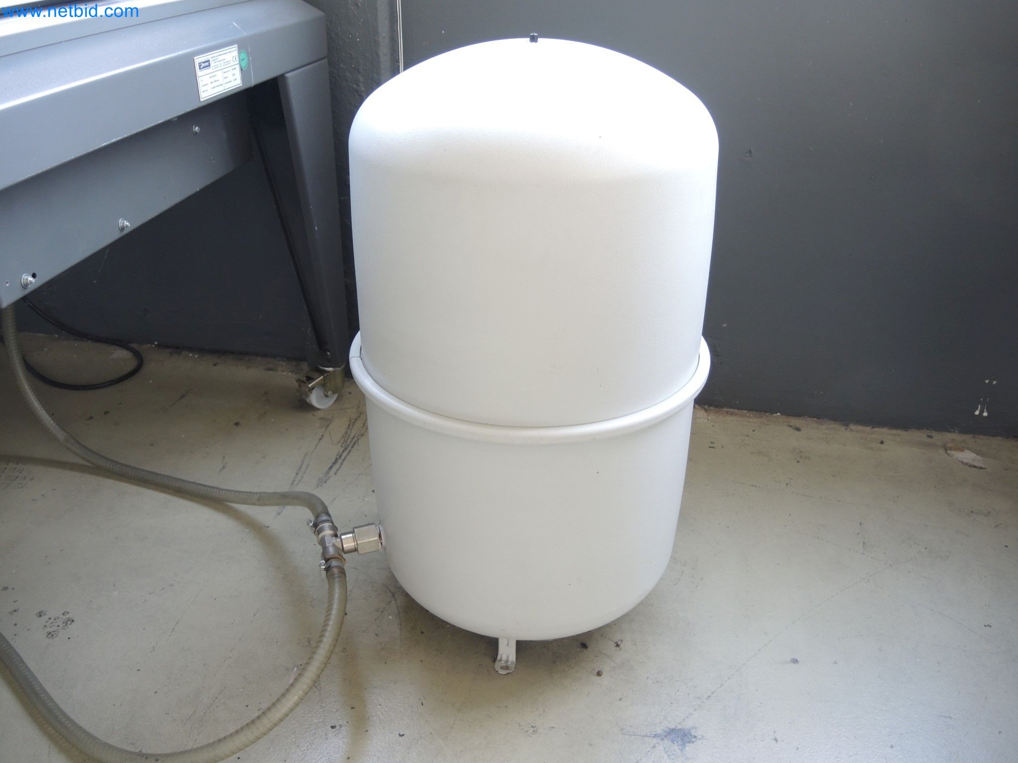 Machines for the production of insulation materials, EPS foam parts / particle foam components-4