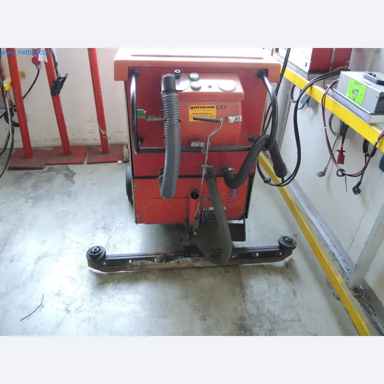 Machines for the production of insulation materials, EPS foam parts / particle foam components-2