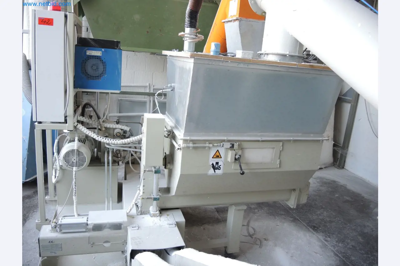 Stroji za proizvodnjo izolacijskih materialov, delov iz EPS pene/delov iz penjenih delcev-2