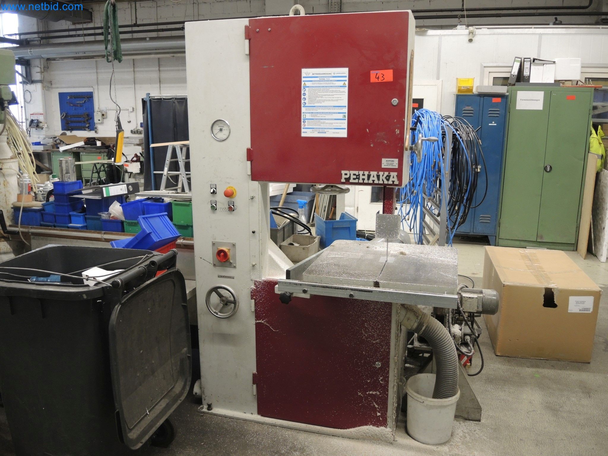 Machines for the production of insulation materials, EPS foam parts / particle foam components-1