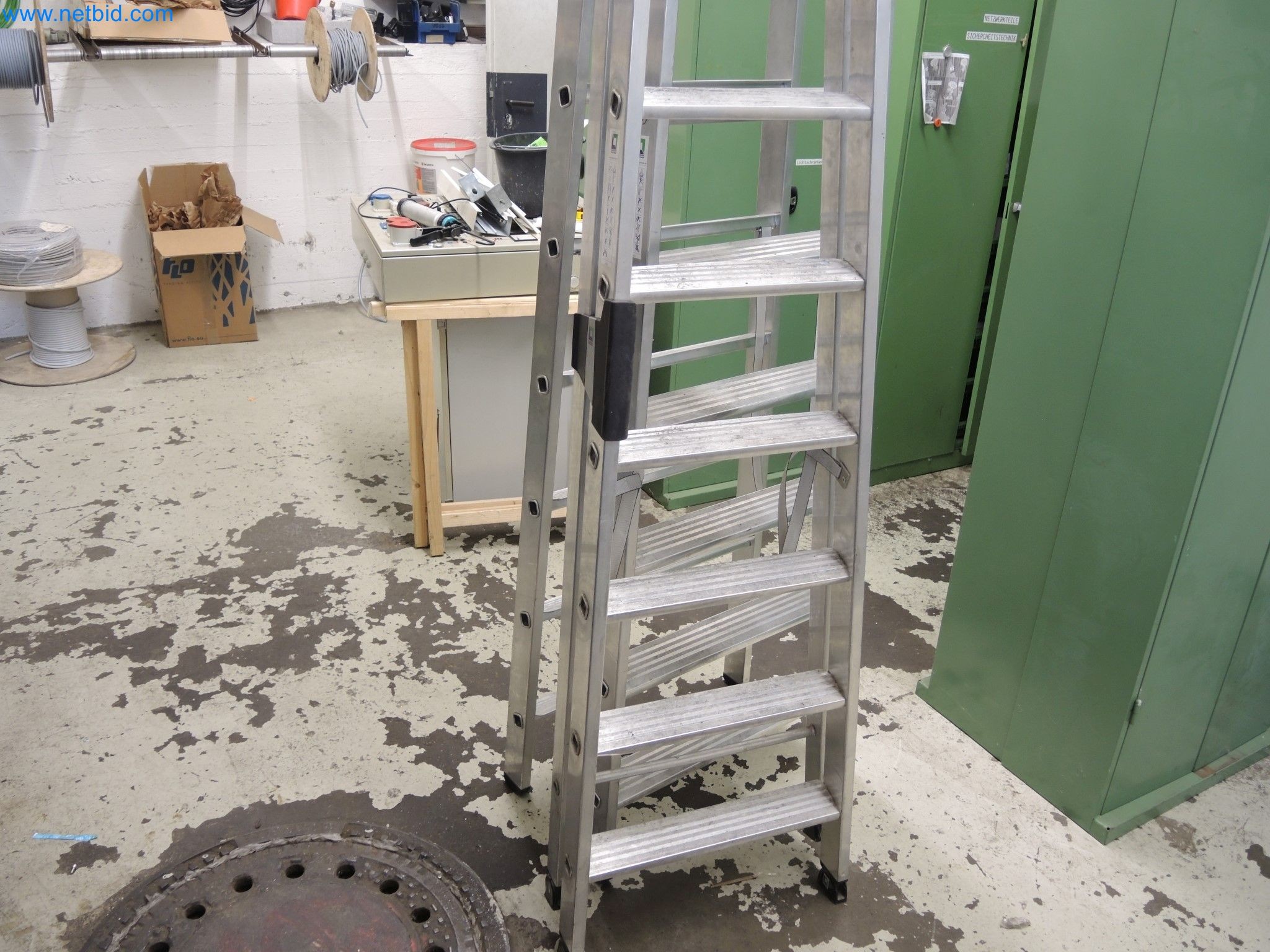 Machines for the production of insulation materials, EPS foam parts / particle foam components-14