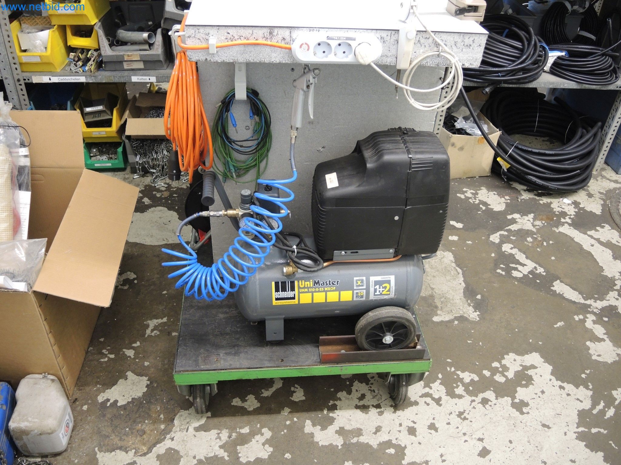 Machines for the production of insulation materials, EPS foam parts / particle foam components-16