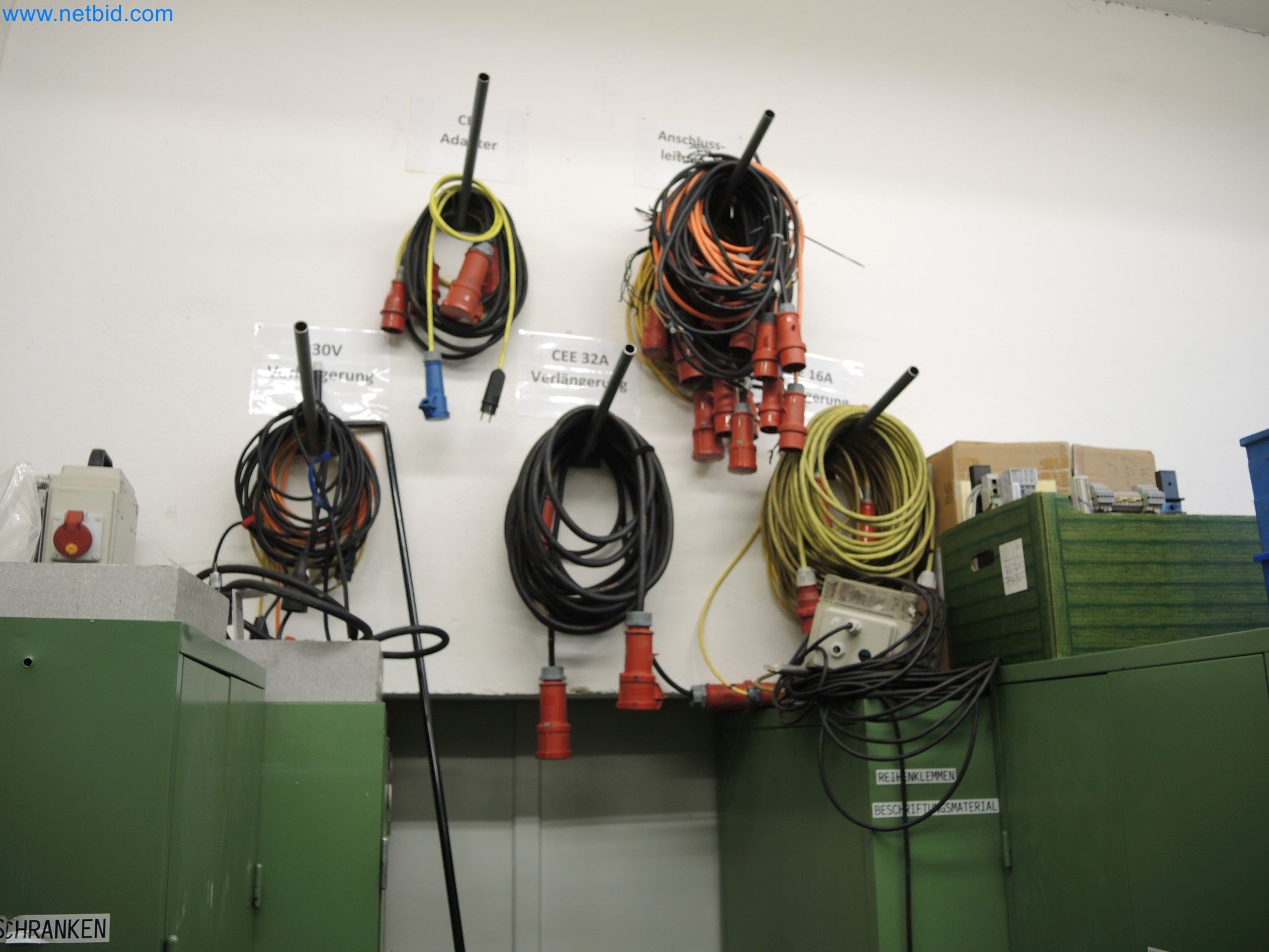 Machines for the production of insulation materials, EPS foam parts / particle foam components-2