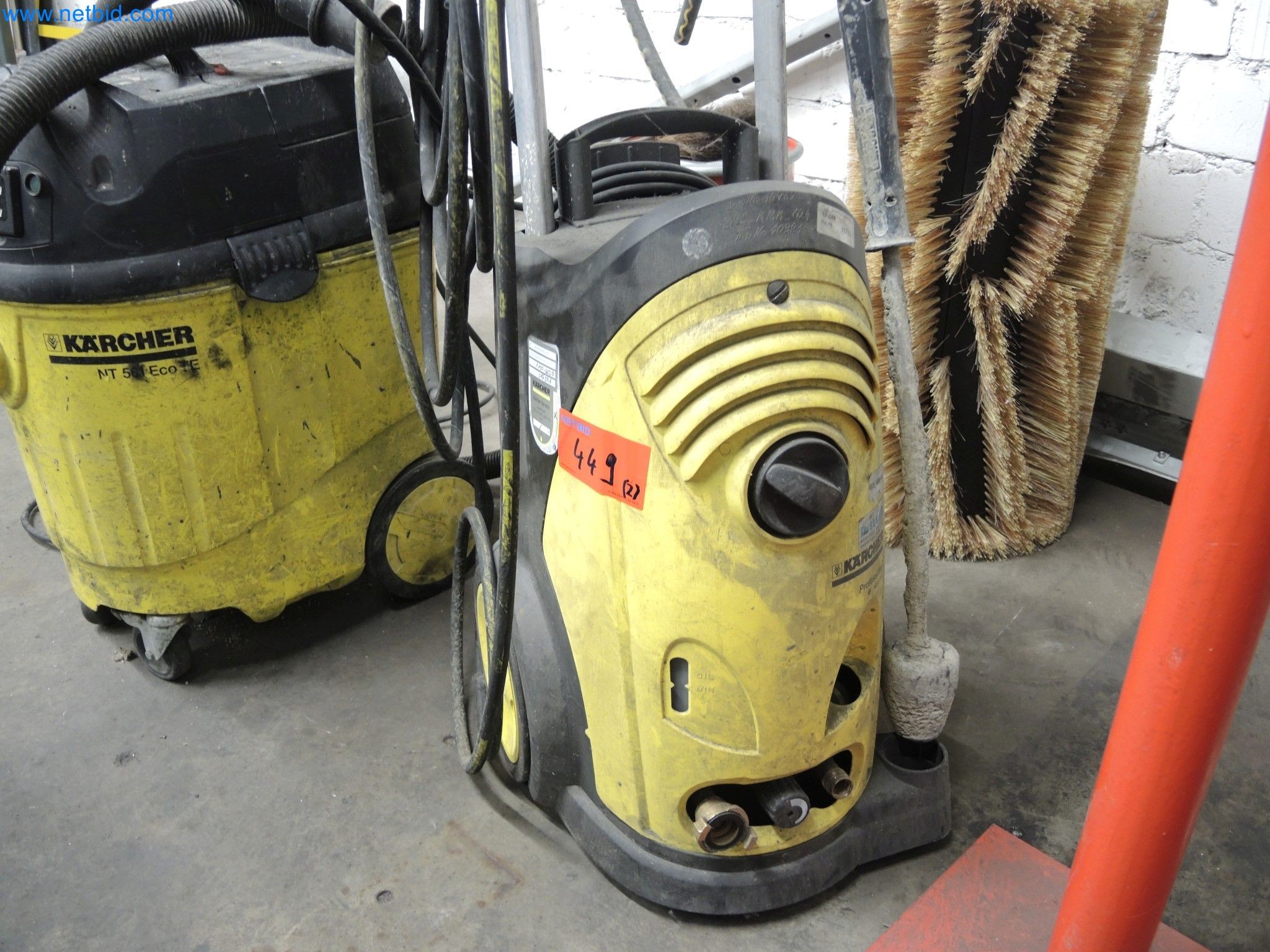 Stroje na výrobu izolačních materiálů, dílů z pěnového polystyrenu / komponentů z pěnových částic-1