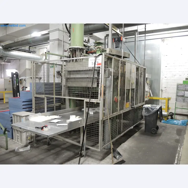 Machines for the production of insulation materials, EPS foam parts / particle foam components-1