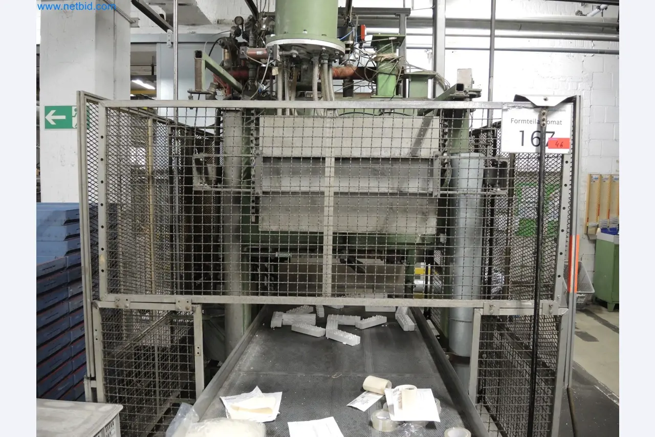 Machines for the production of insulation materials, EPS foam parts / particle foam components-3