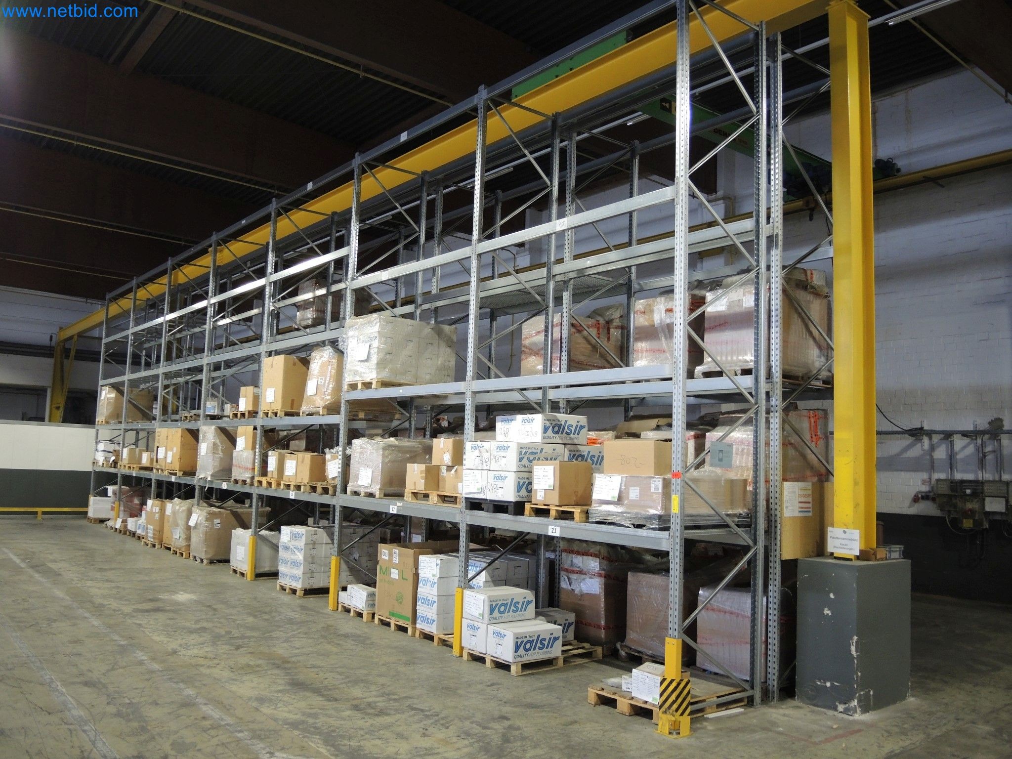 Machines for the production of insulation materials, EPS foam parts / particle foam components-1