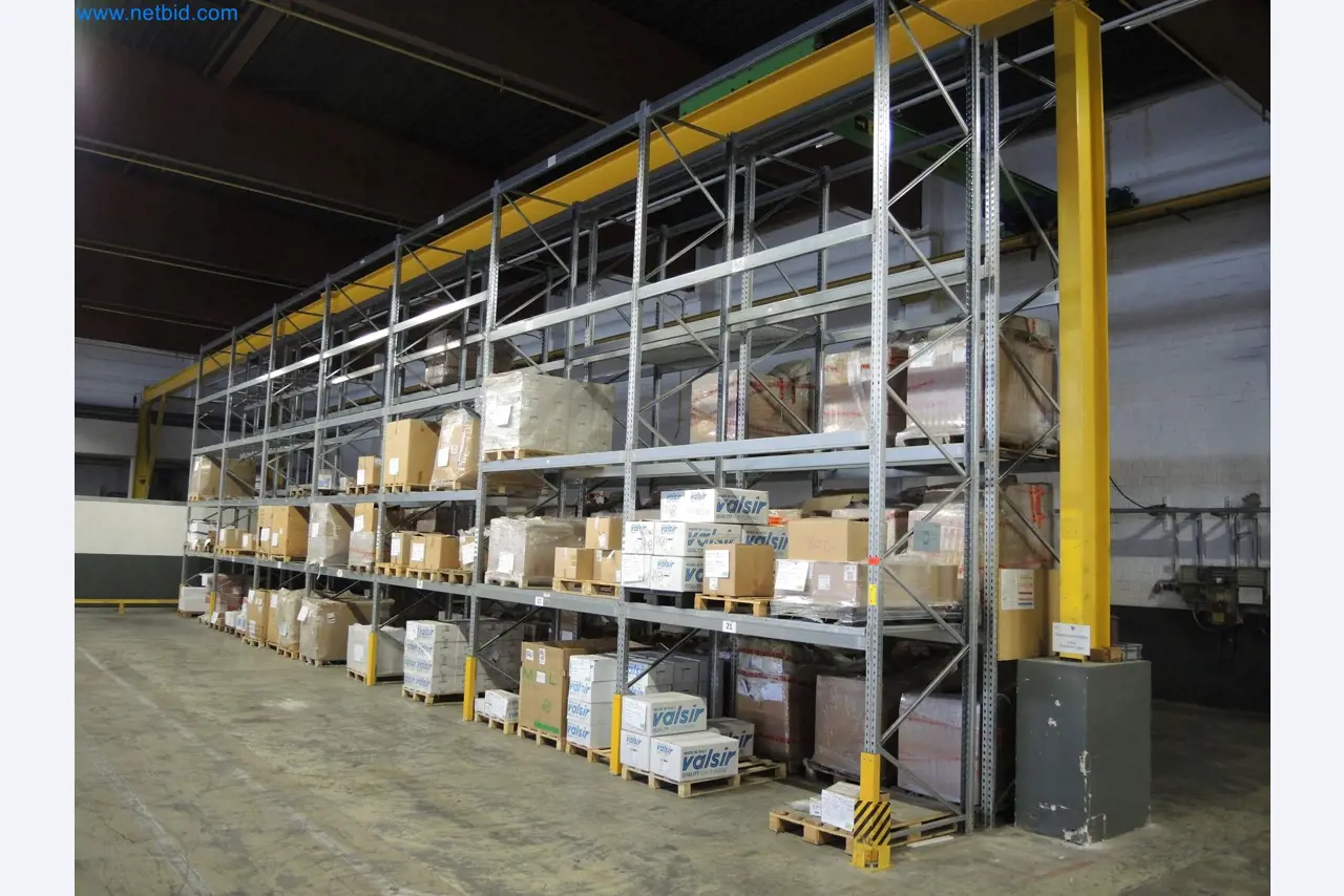 Machines for the production of insulation materials, EPS foam parts / particle foam components-1