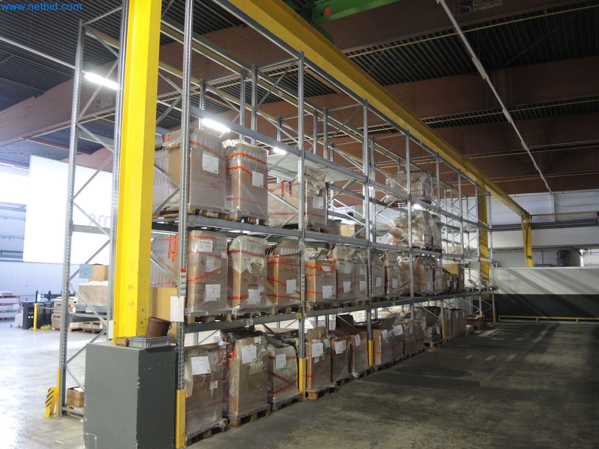 Machines for the production of insulation materials, EPS foam parts / particle foam components-2