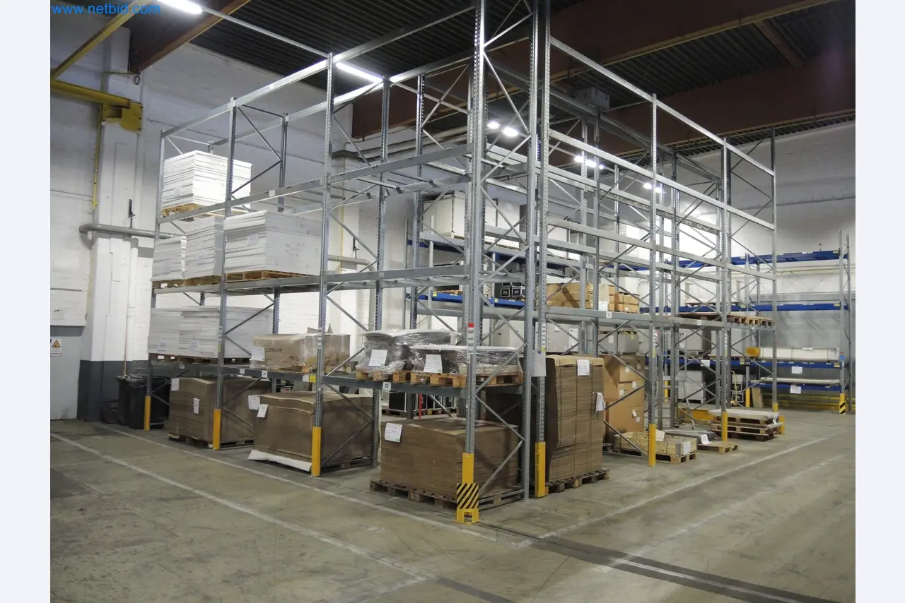 Machines for the production of insulation materials, EPS foam parts / particle foam components-3