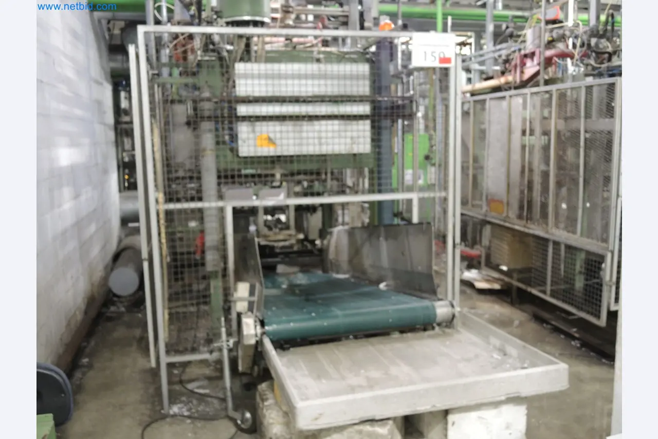 Machines for the production of insulation materials, EPS foam parts / particle foam components-1