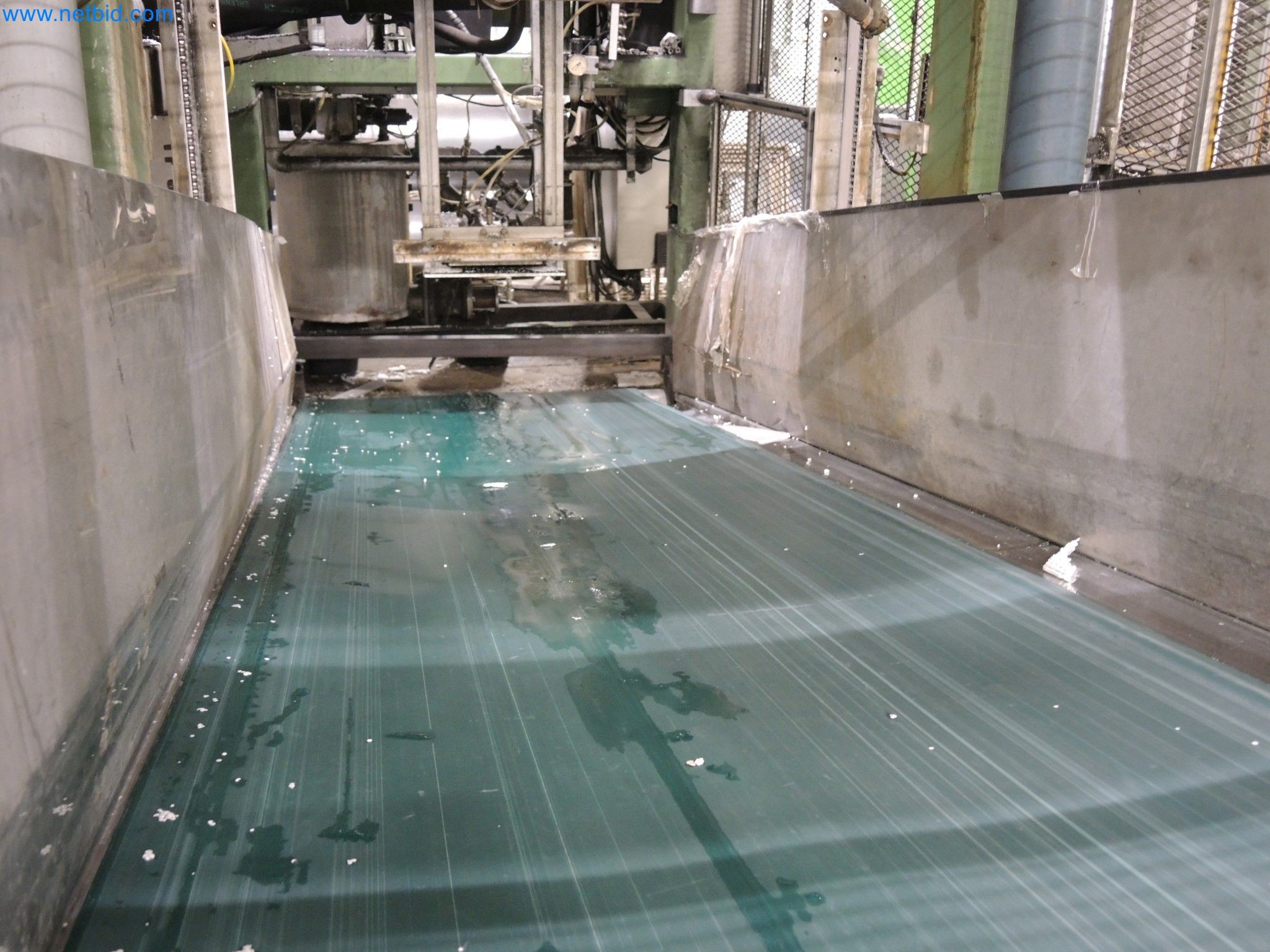 Machines for the production of insulation materials, EPS foam parts / particle foam components-2