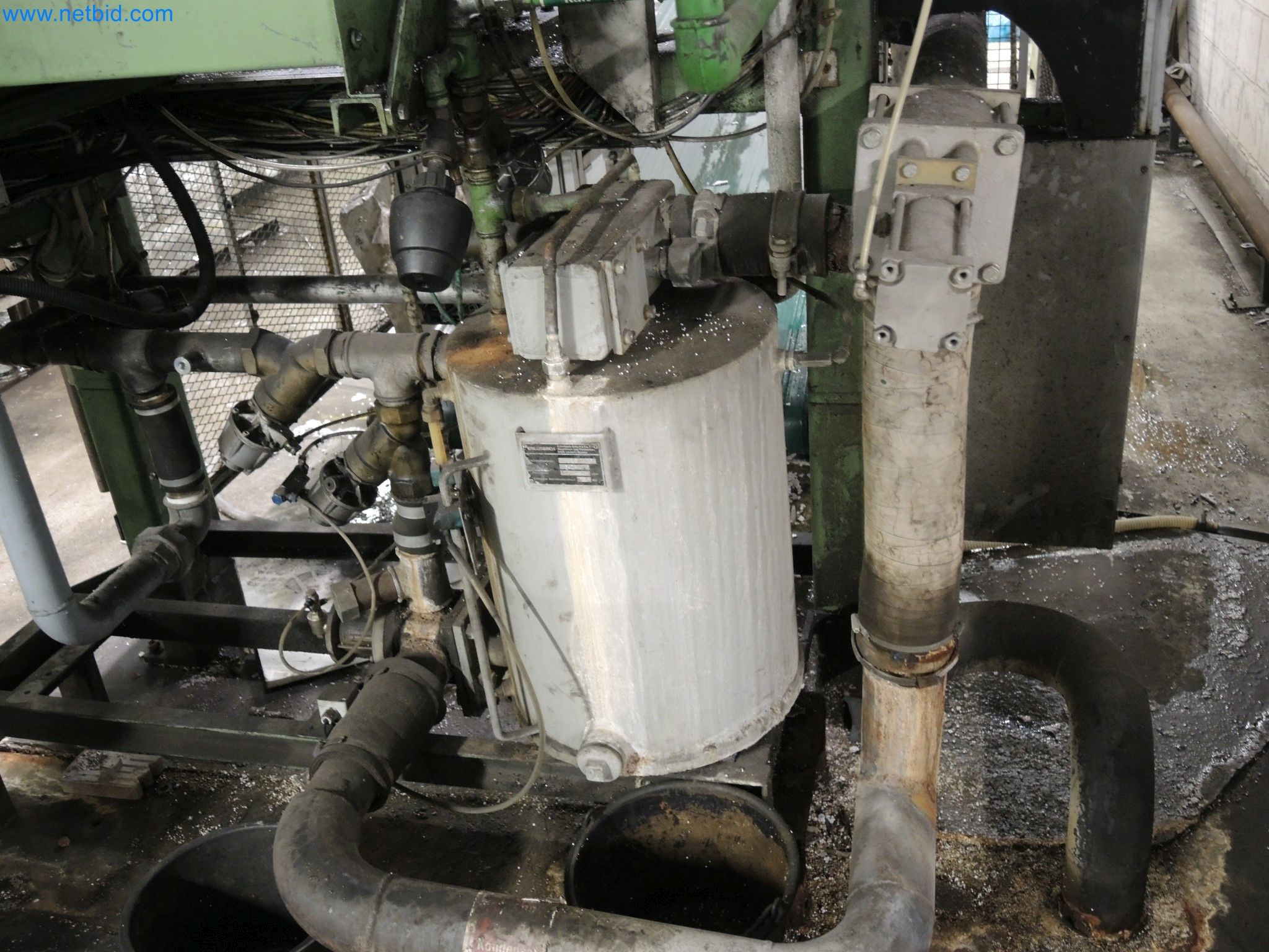 Machines for the production of insulation materials, EPS foam parts / particle foam components-3