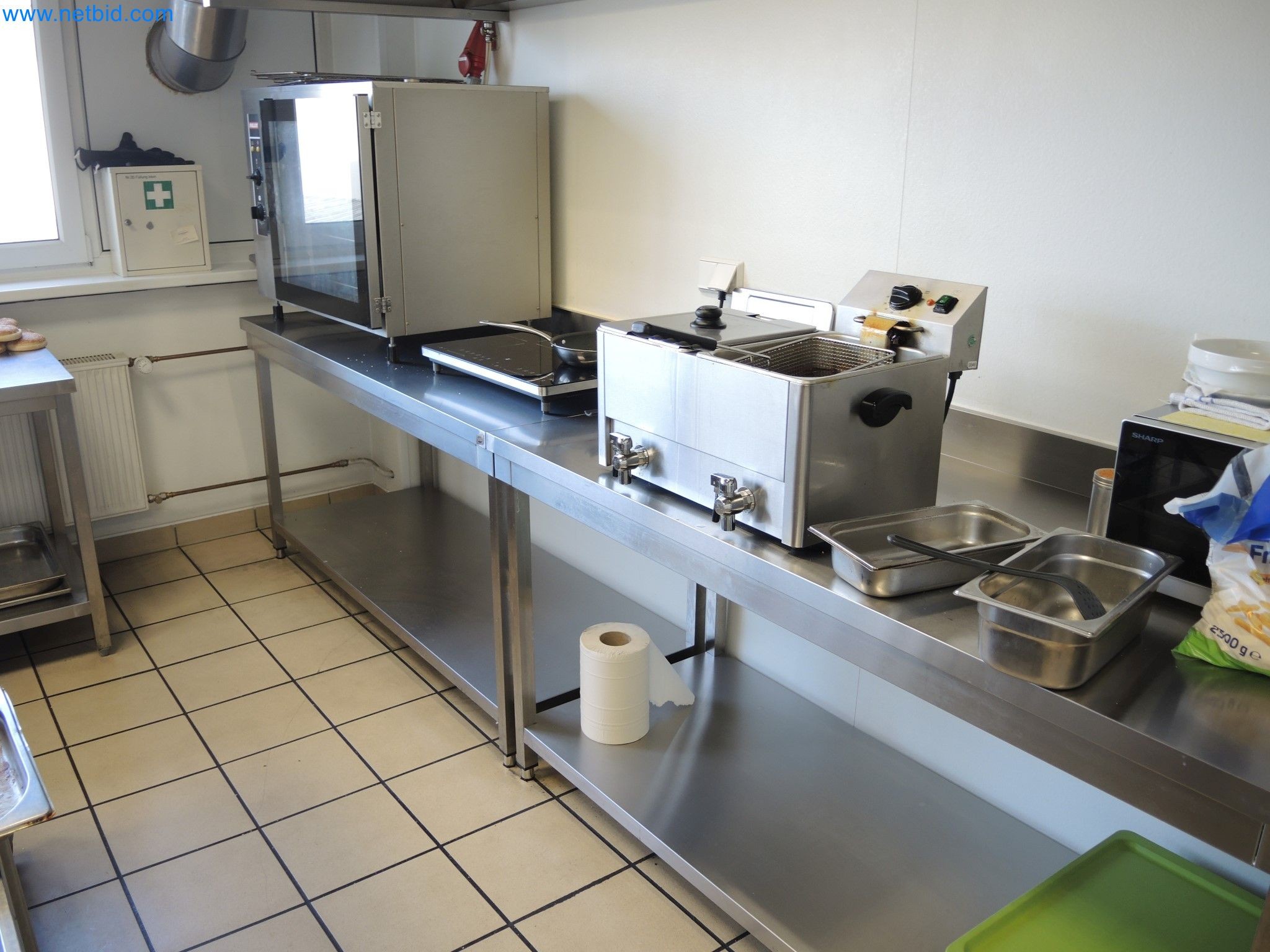 Machines for the production of insulation materials, EPS foam parts / particle foam components-2