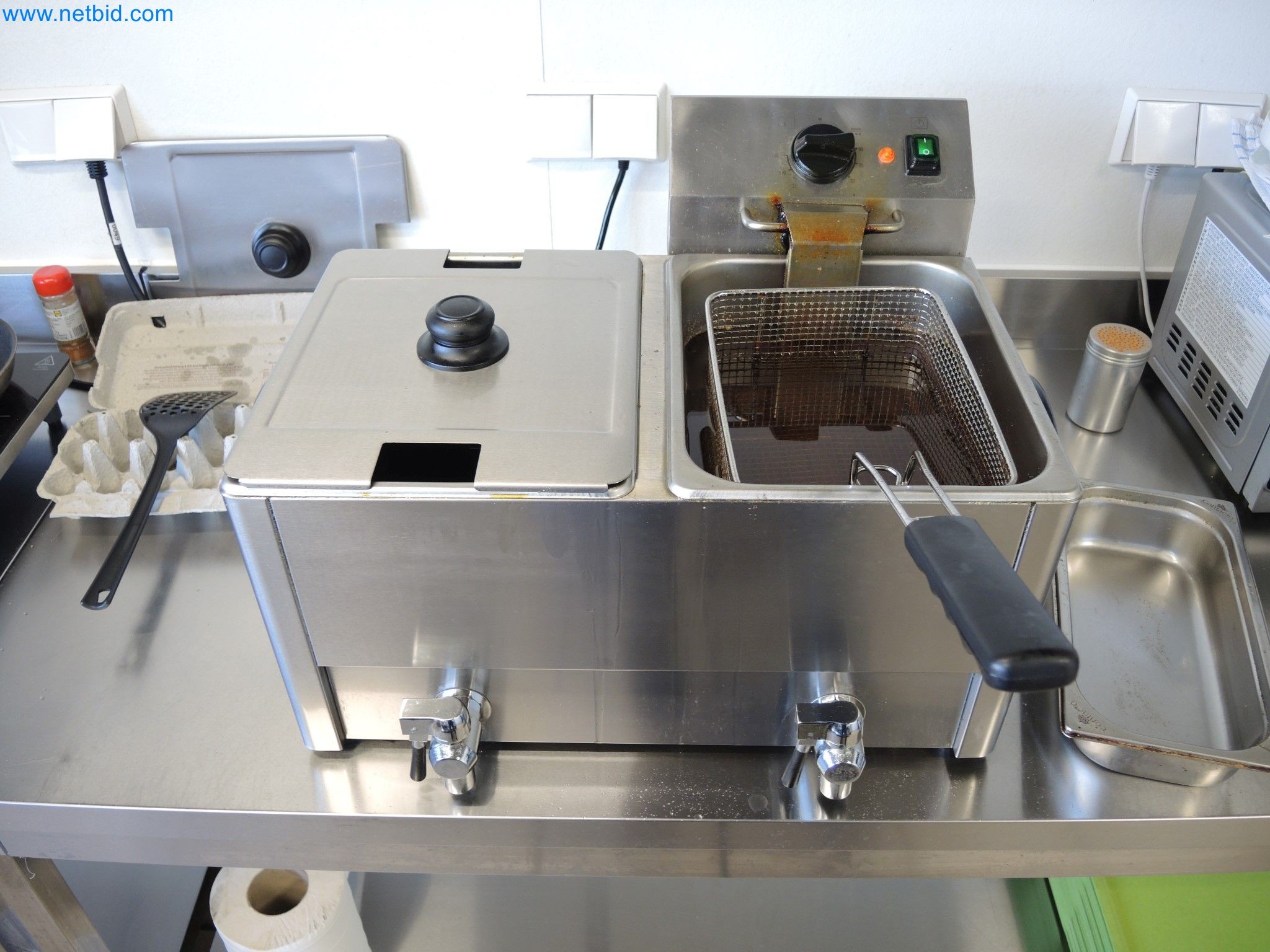 Machines for the production of insulation materials, EPS foam parts / particle foam components-8