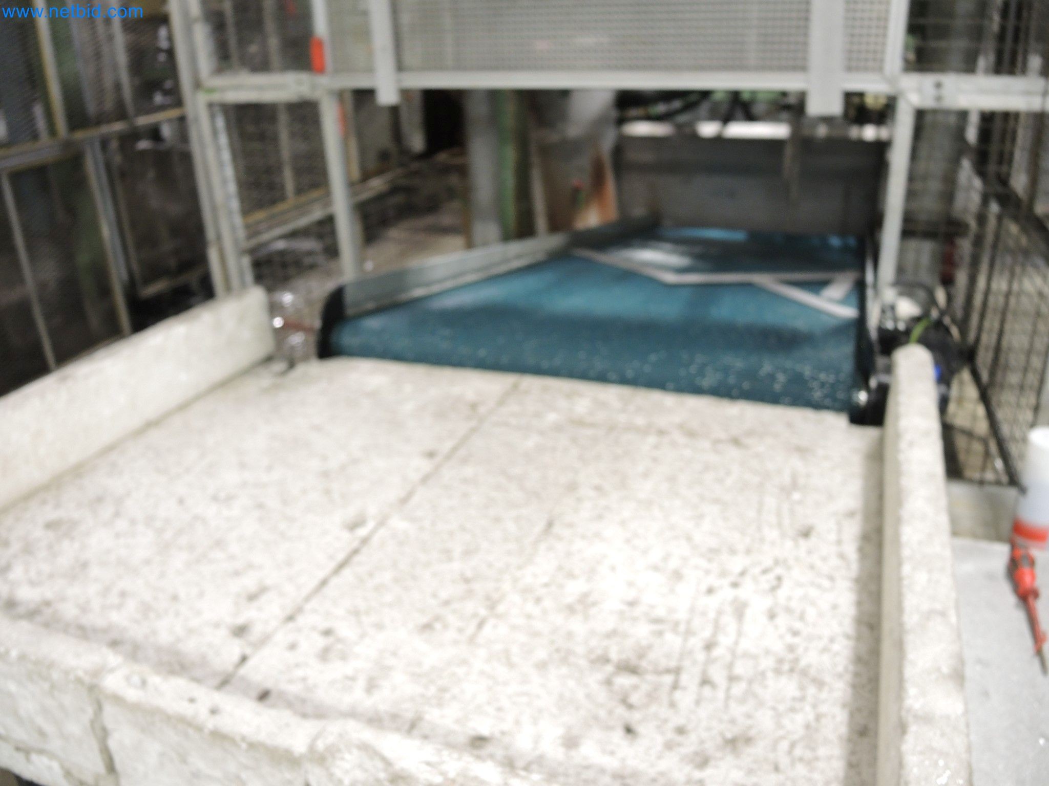 Machines for the production of insulation materials, EPS foam parts / particle foam components-2