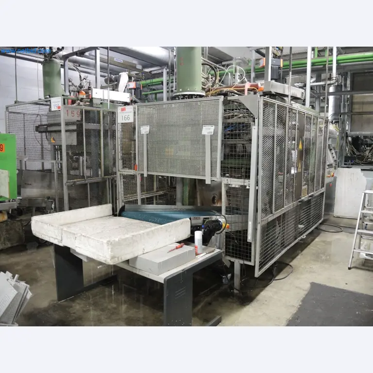 Machines for the production of insulation materials, EPS foam parts / particle foam components-1