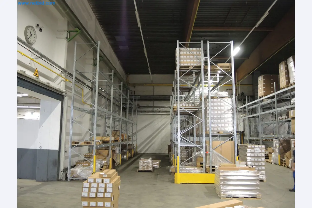 Machines for the production of insulation materials, EPS foam parts / particle foam components-3